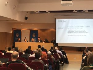Inicio de la jornada sobre Gestión Colaborativa de la Medicación en la Universitat de Barcelona.